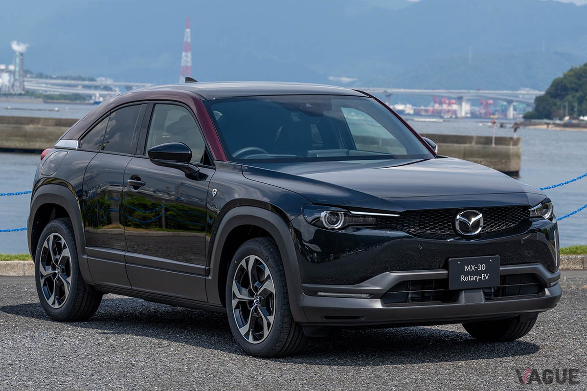 ロータリーエンジンの復活（＝Return）を記念したマツダ「MX-30 ロータリーEV」の特別仕様車「エディションR」