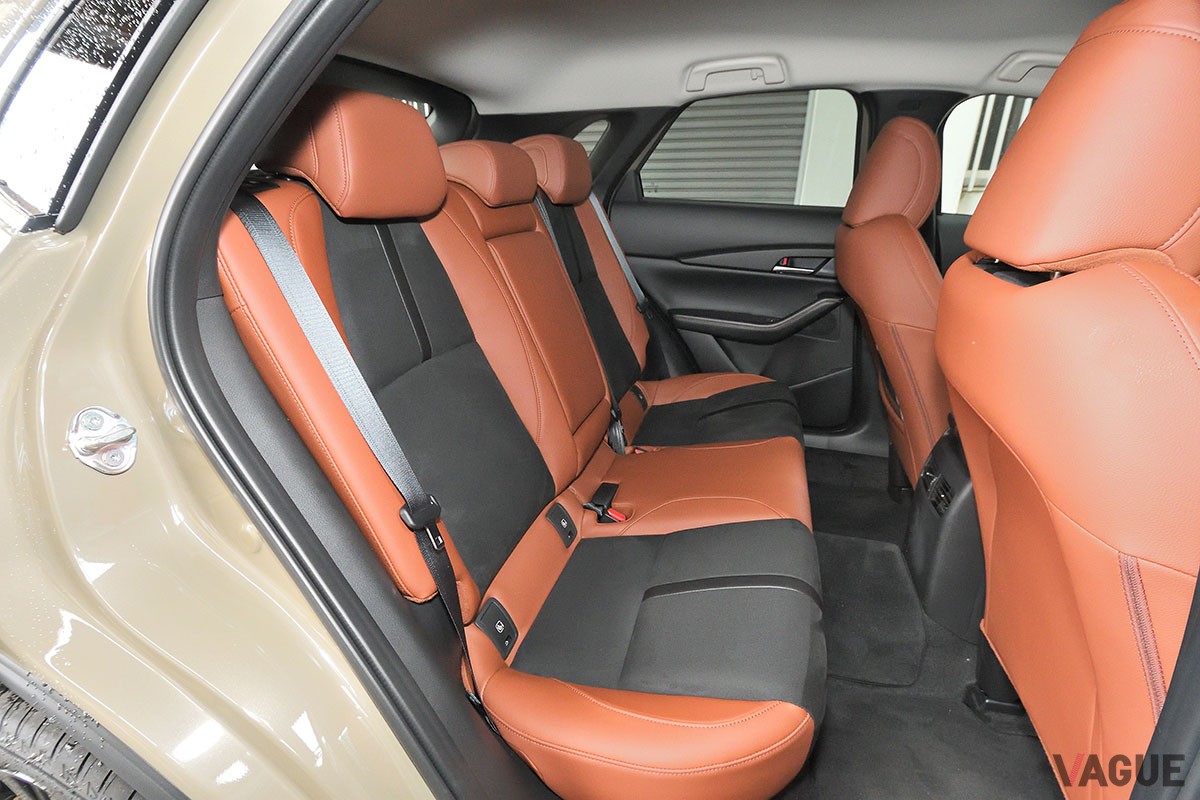 快適＆安全装備が充実したマツダ新型「CX-30」に新設定された特別仕様車「レトロスポーツエディション」