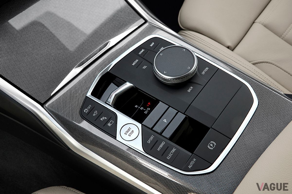 BMW新型「3シリーズ」のインテリア