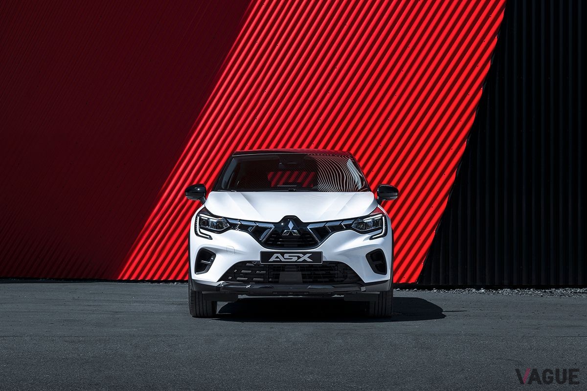 世界初公開された三菱新型「ASX」