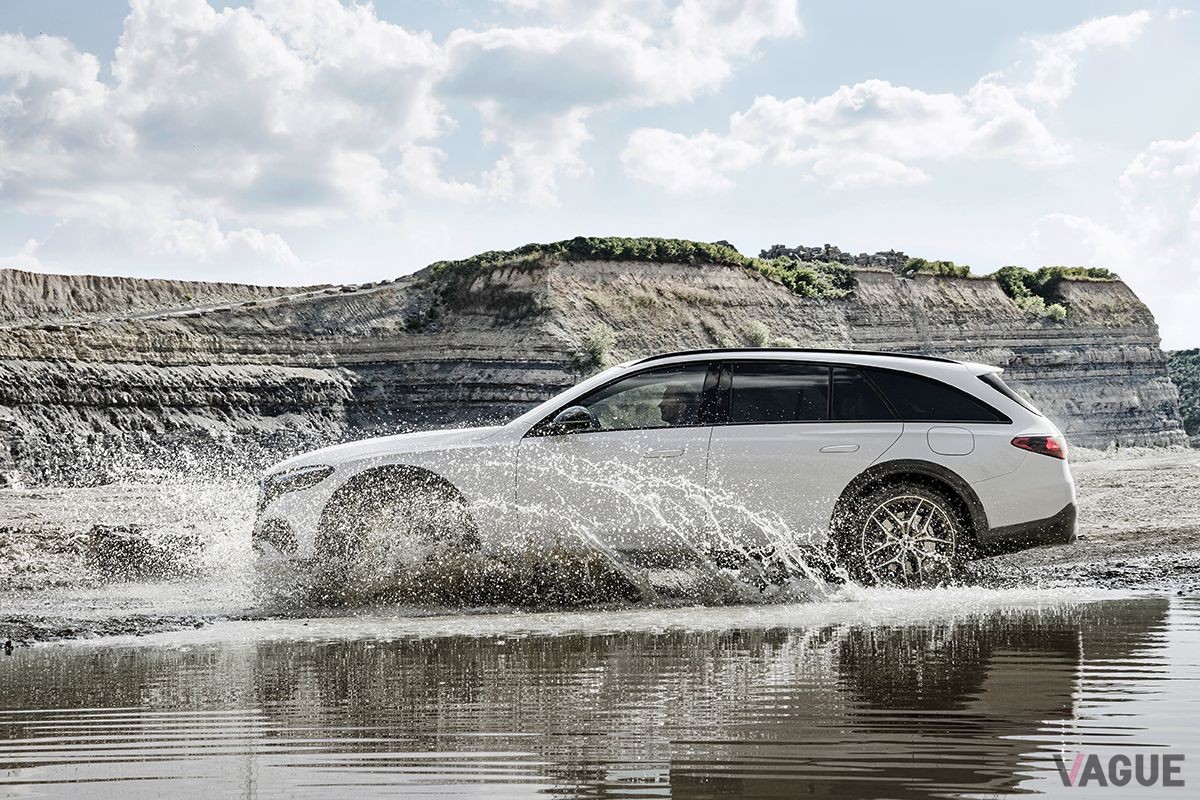 日本で発売されたメルセデス・ベンツ新型「E220 4MATICオールテレイン」