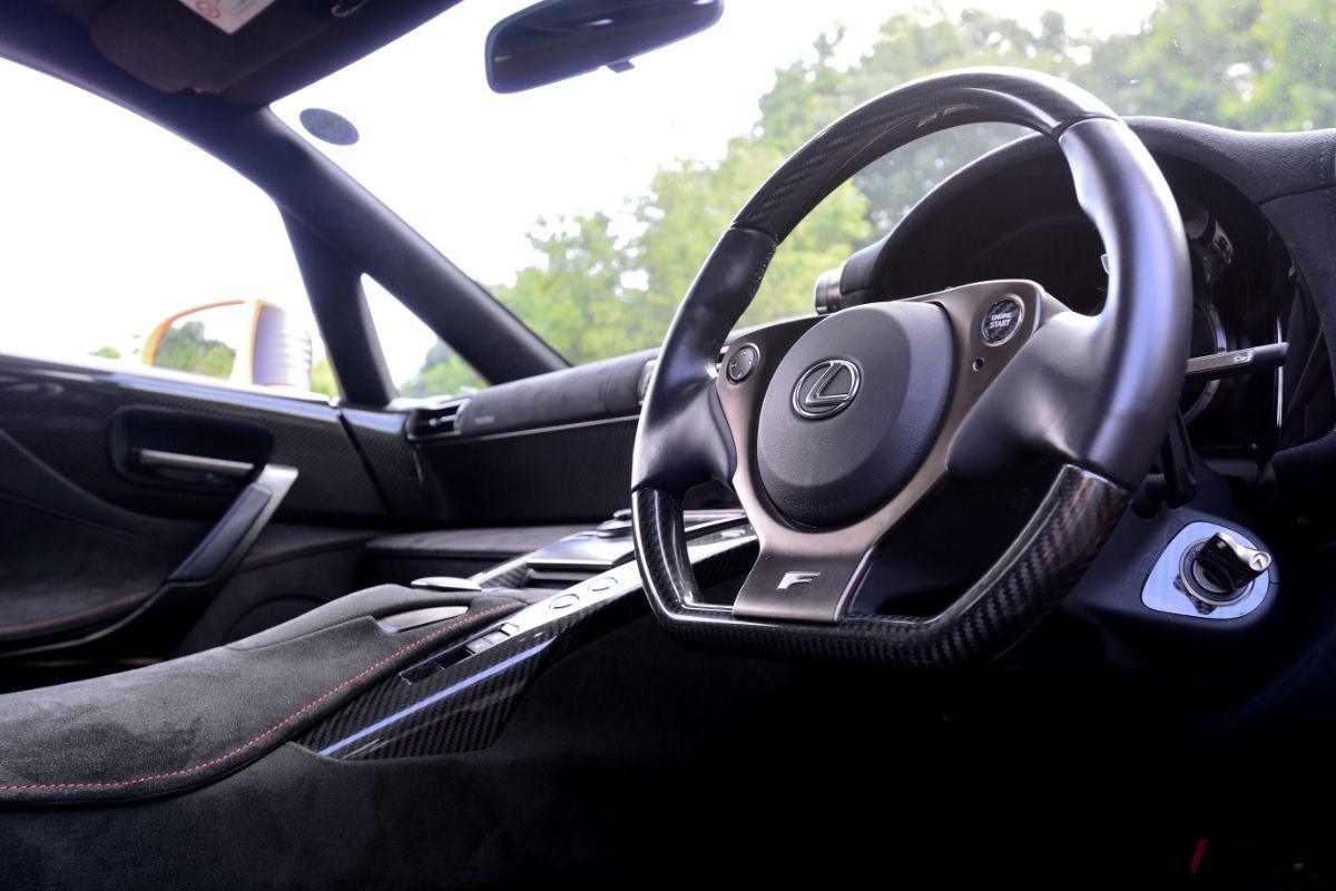 レクサス「LFA」のインテリア