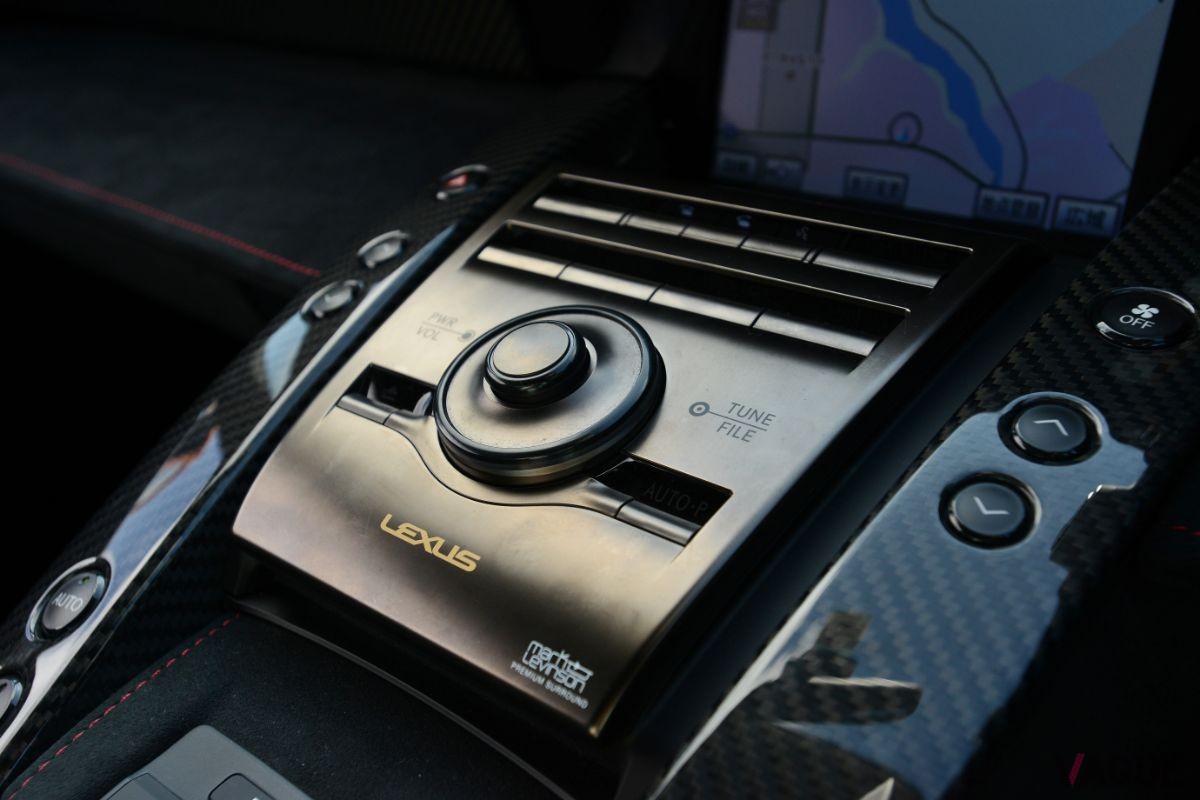 レクサス「LFA」のインテリア