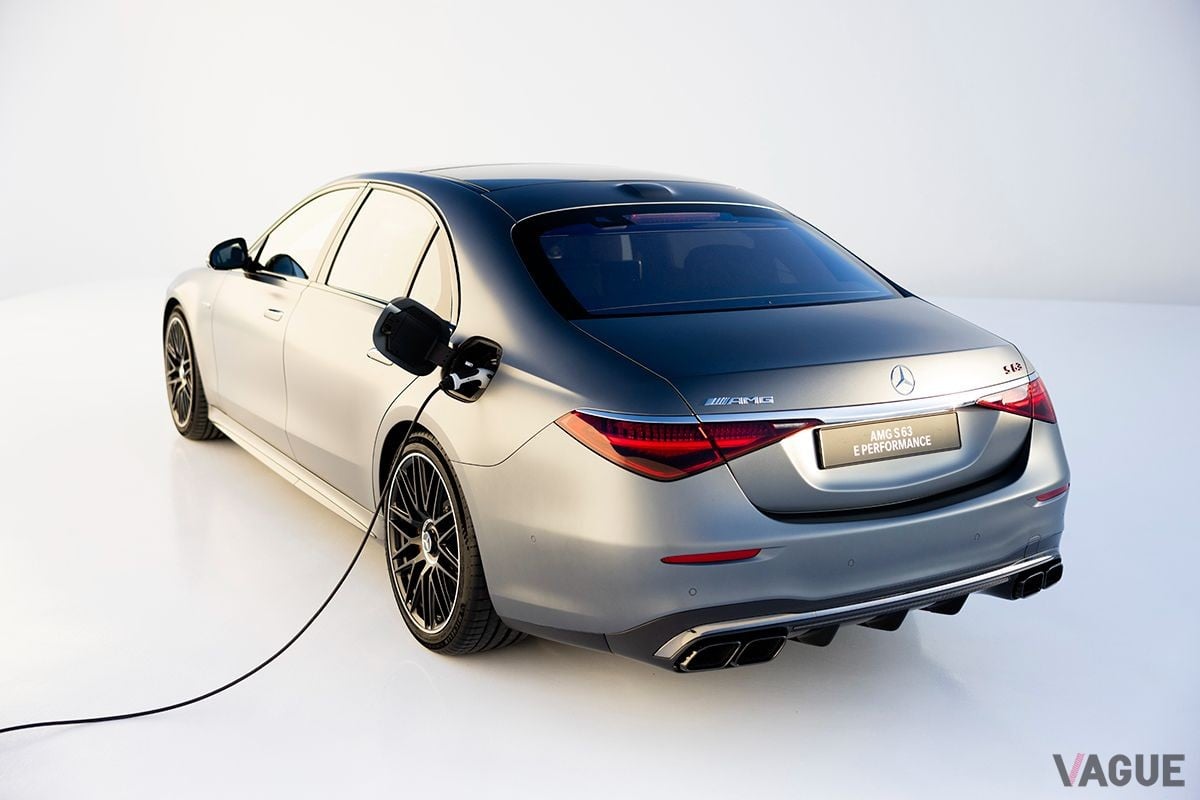 2023年9月に日本上陸したSクラスのトップパフォーマンスモデル、新型「メルセデスAMG S63 E PERFORMANCE」