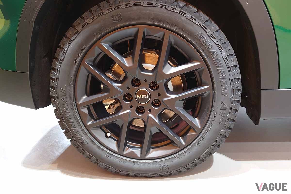 新型「ミニ・カントリーマン（日本名：ミニ・クロスオーバー）」