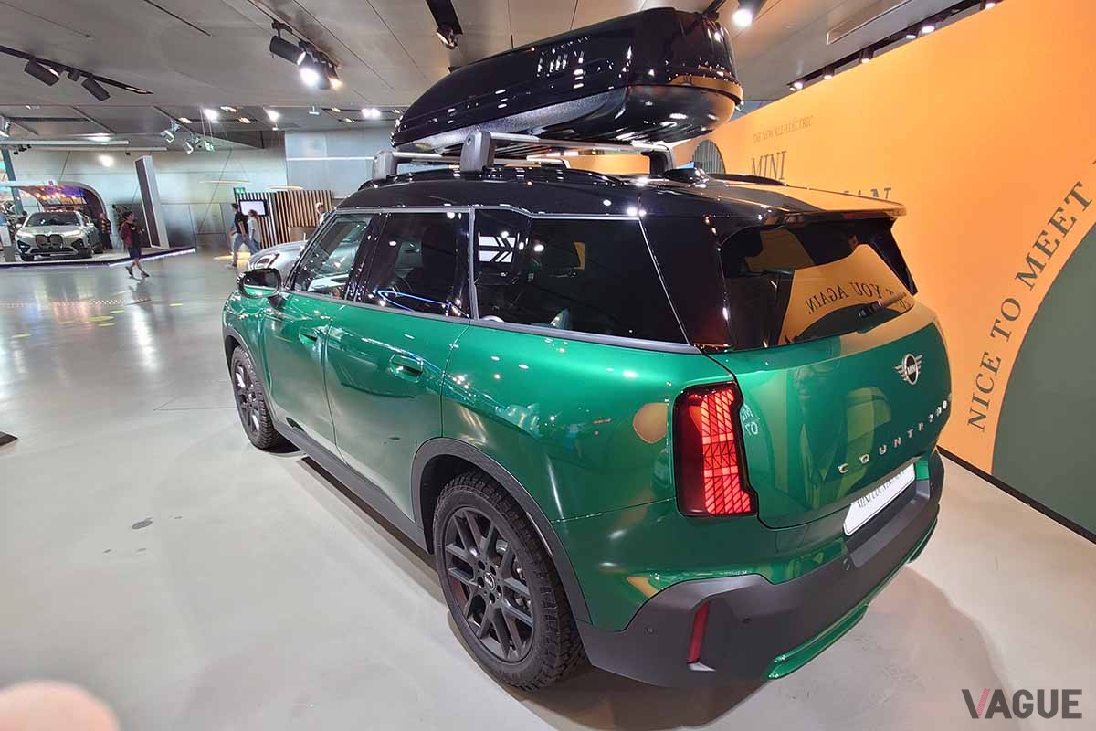 新型「ミニ・カントリーマン（日本名：ミニ・クロスオーバー）」
