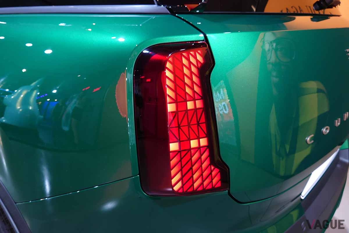 新型「ミニ・カントリーマン（日本名：ミニ・クロスオーバー）」