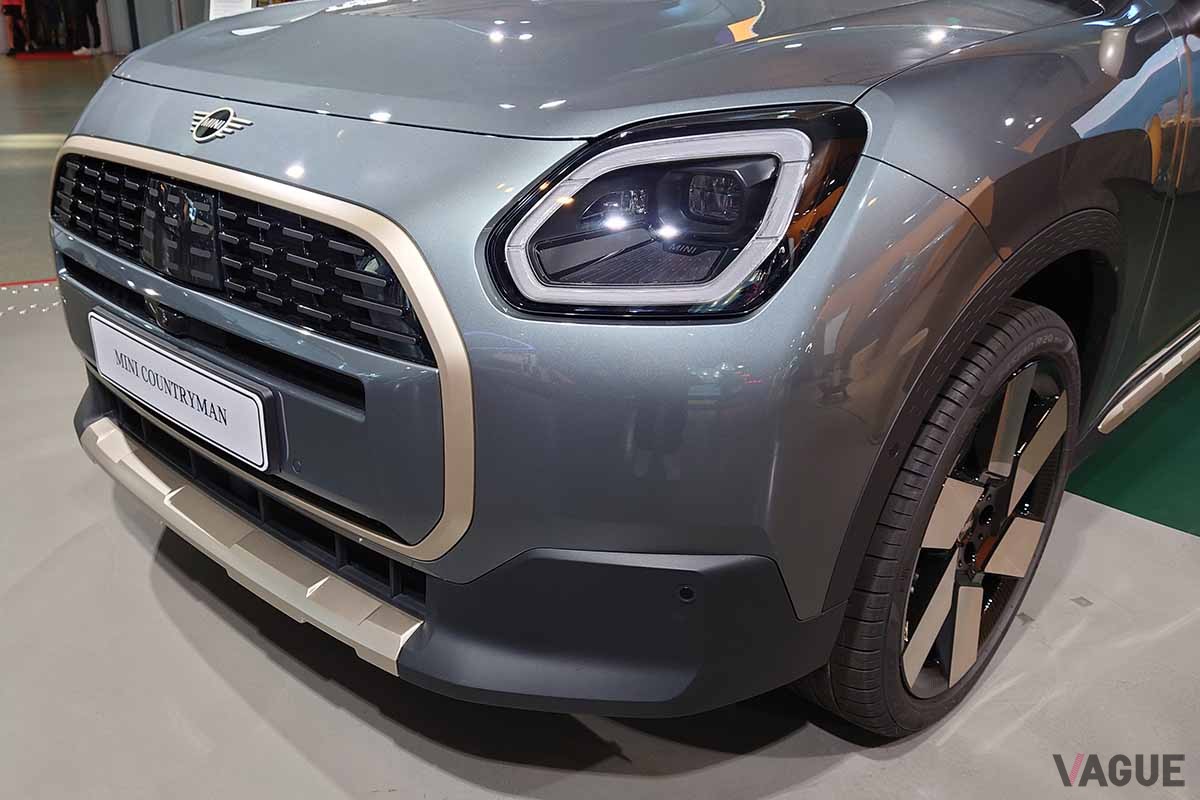 新型「ミニ・カントリーマン（日本名：ミニ・クロスオーバー）」
