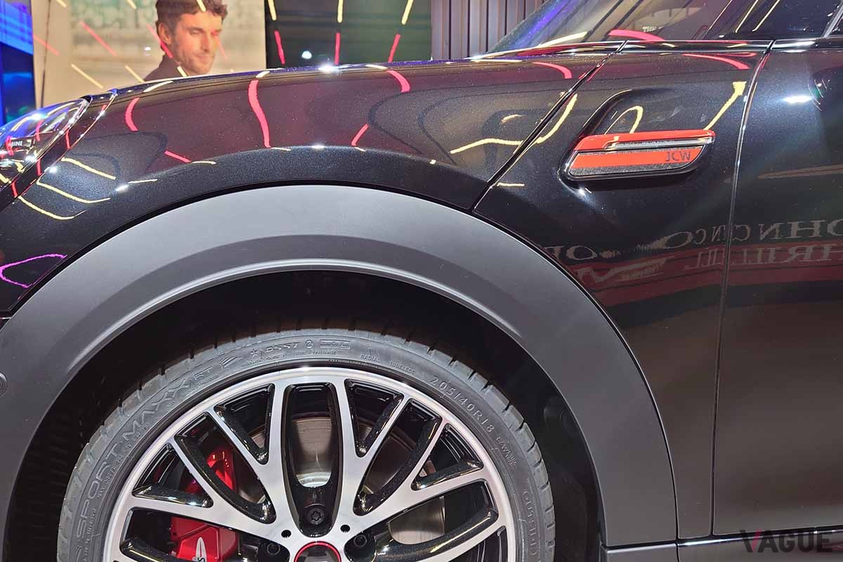 BMW現行型「ミニ3ドアJCW」