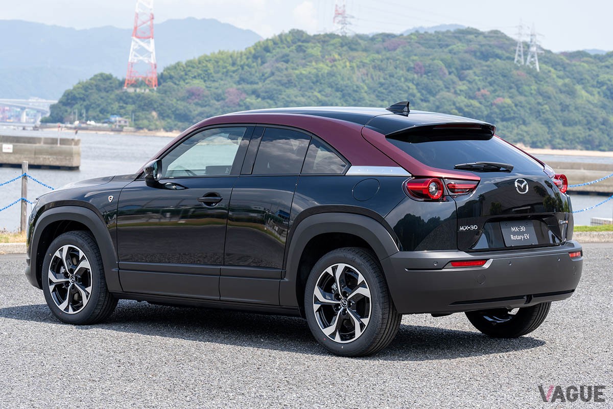 ロータリーエンジンの復活（＝Return）を記念したマツダ「MX-30 ロータリーEV」の特別仕様車「エディションR」