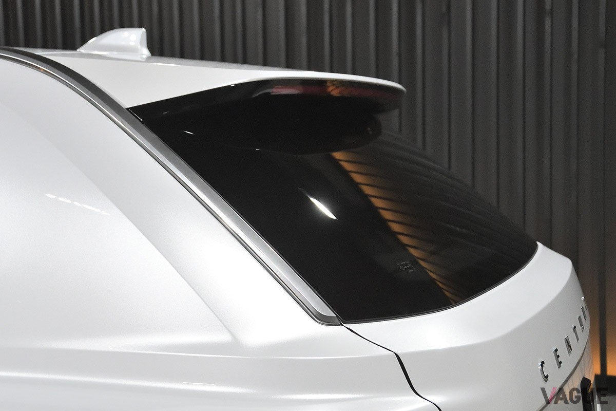 使い勝手のいいラゲッジスペースなど、ユーティリティも充実したトヨタ新型「センチュリー」