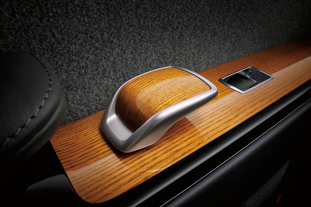 日本最高のショーファーカーであるトヨタ「センチュリー」にはつくり手のこだわりが詰まっている