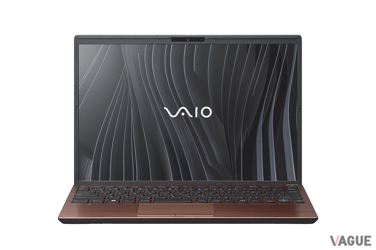 縦横比16:10の広い画面。作業に没頭できる狭額設計も魅力のひとつ