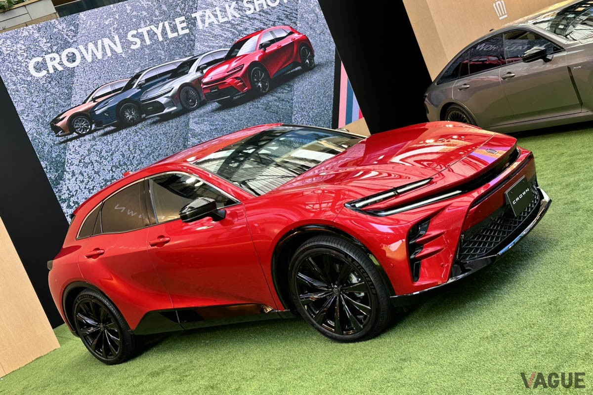 トヨタ新型「クラウン・スポーツ」が待望の受注開始。日本を代表する高級車に“新種”のスポーツSUVが加わった