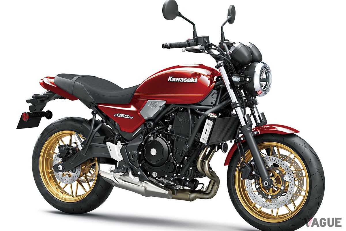 往年の「Z650」をオマージュしたカラーリング“キャンディミディアムレッド”を新採用したカワサキ「Z650RS」の2024年モデル