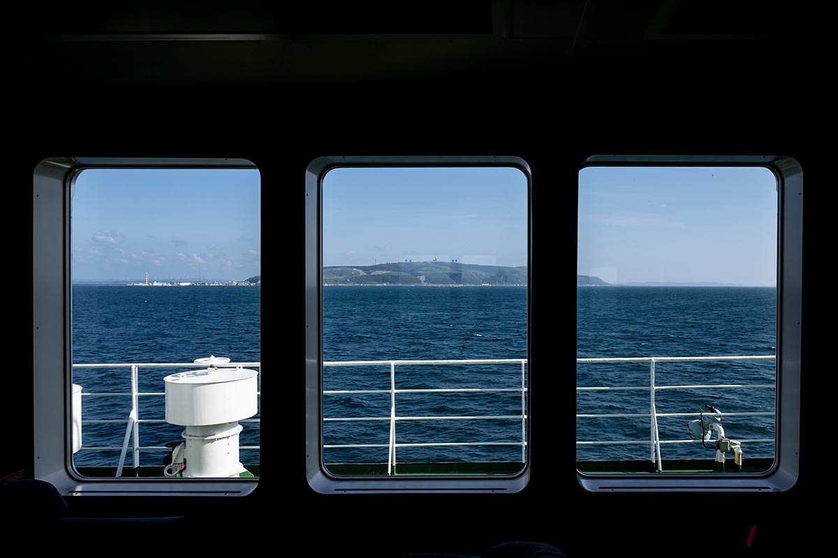 北海道の稚内を出たフェリーは、今回のプログラムのメインステージともいうべき礼文島と利尻島を目指す