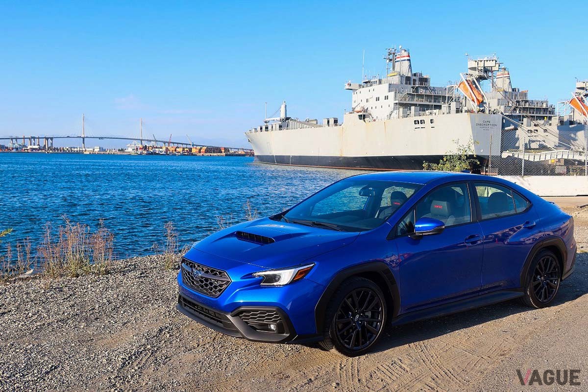 スバル「WRX」のMT仕様は、CVTでは得られないドライビングプレジャーを味わえる。日本での発売にも期待したい