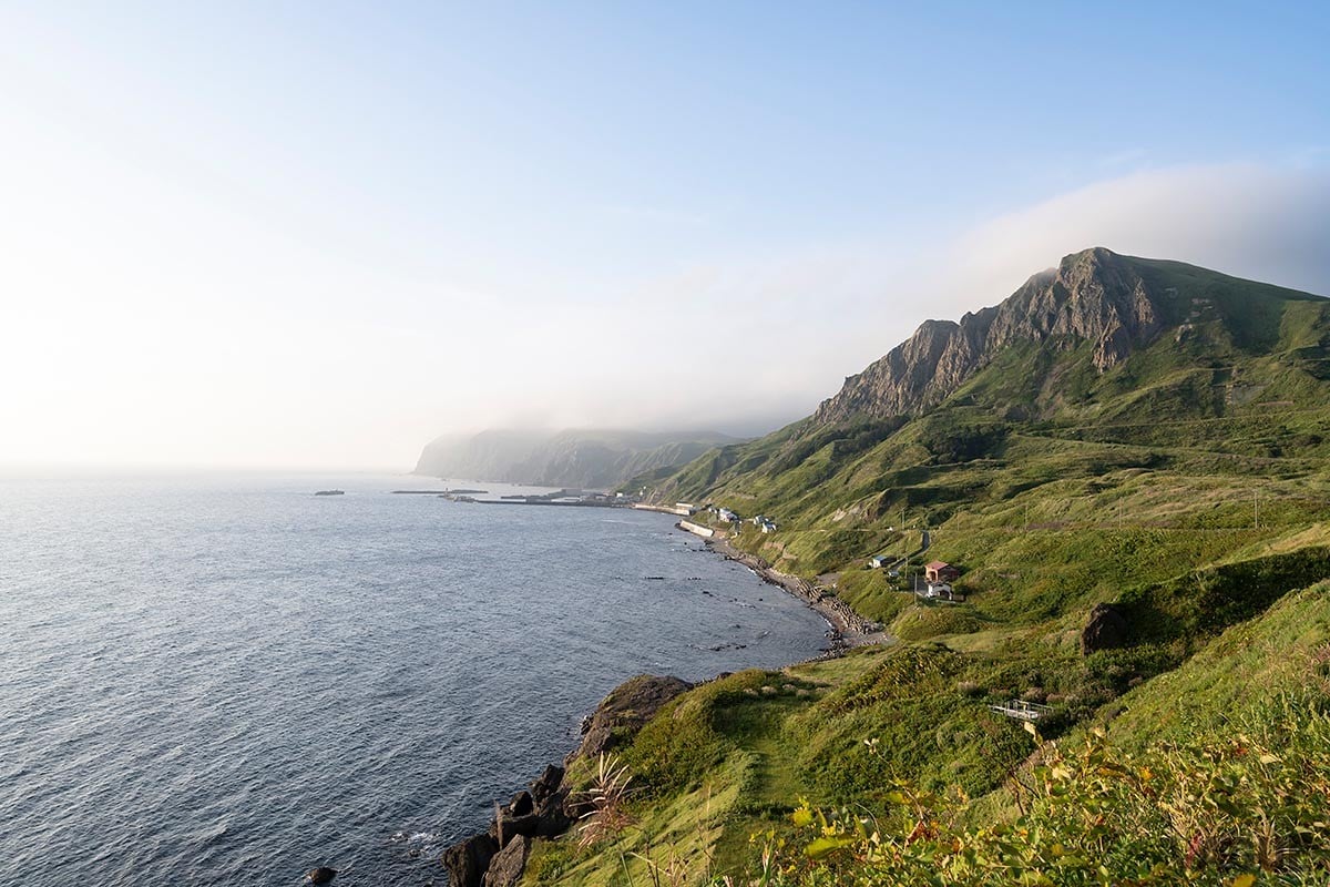 参加者たちの目を釘づけにした礼文島の美しい景色