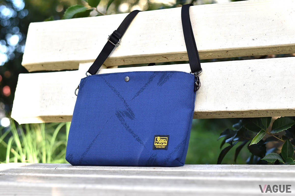 ＜VanNuys×ANA＞シートファブリック サコッシュ