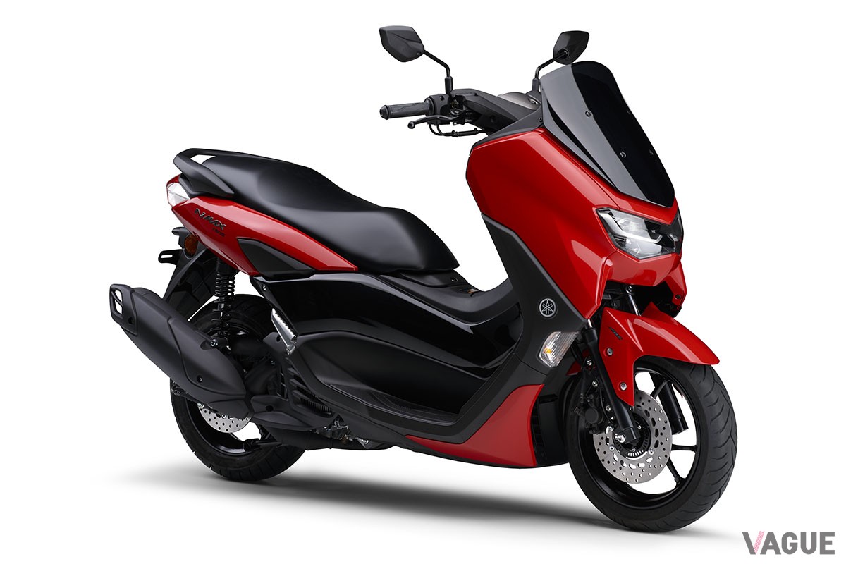 メタリックなホワイトとソリッドなレッドの2色が新たに加わり、全4色のカラー展開となったヤマハの軽二輪スクーター新型「NMAX155 ABS」