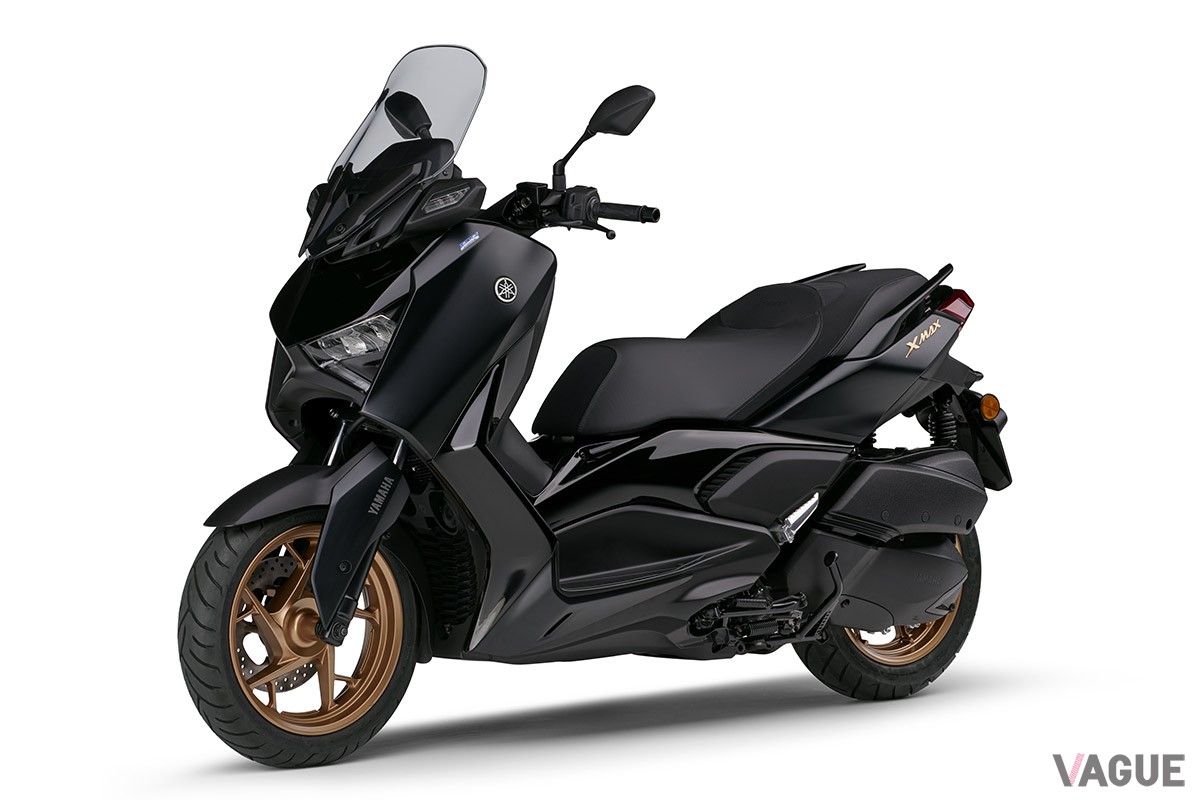 上品で躍動的なスタイルと2画面メーターなどによる優れた利便性を融合したヤマハの新しいビッグスクーター「XMAX」