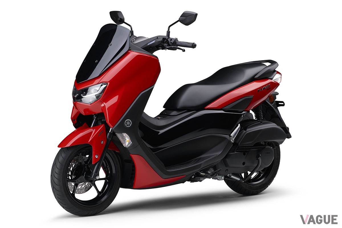 メタリックなホワイトとソリッドなレッドの2色が新たに加わり、全4色のカラー展開となったヤマハの軽二輪スクーター新型「NMAX155 ABS」