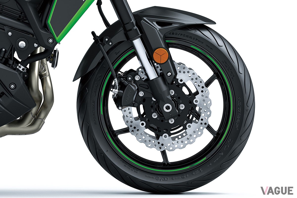 8年ぶりに復活するカワサキ「VERSYS 650」は、日常使いからロングツーリング、アグレッシブな走りまで、多彩なシーンで楽しめる