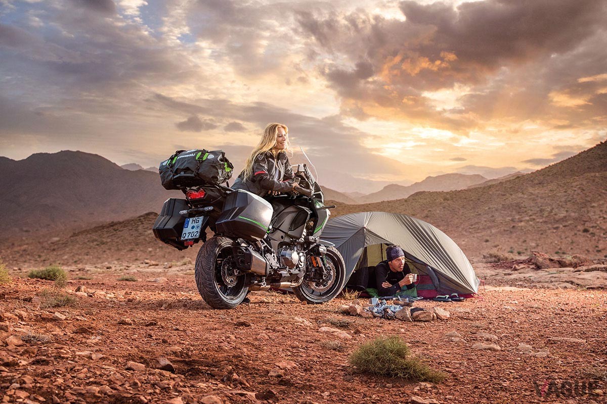 アドベンチャースタイルのビッグバイクであるカワサキ新型「VERSYS 1000 SE」は峠道もロングツーリングも存分に楽しめる