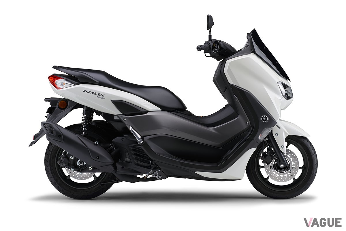 メタリックなホワイトとソリッドなレッドの2色が新たに加わり、全4色のカラー展開となったヤマハの軽二輪スクーター新型「NMAX155 ABS」