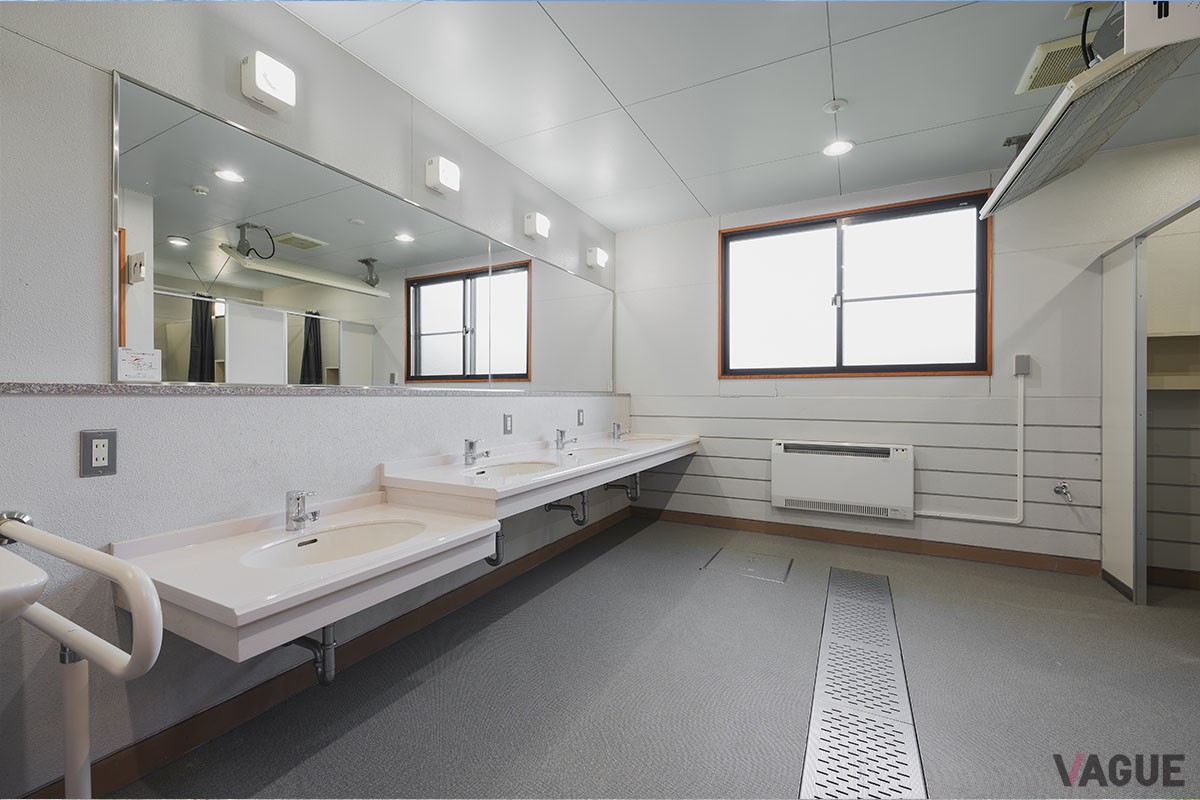 温水洗浄便座を備えるトイレは清潔そのもの