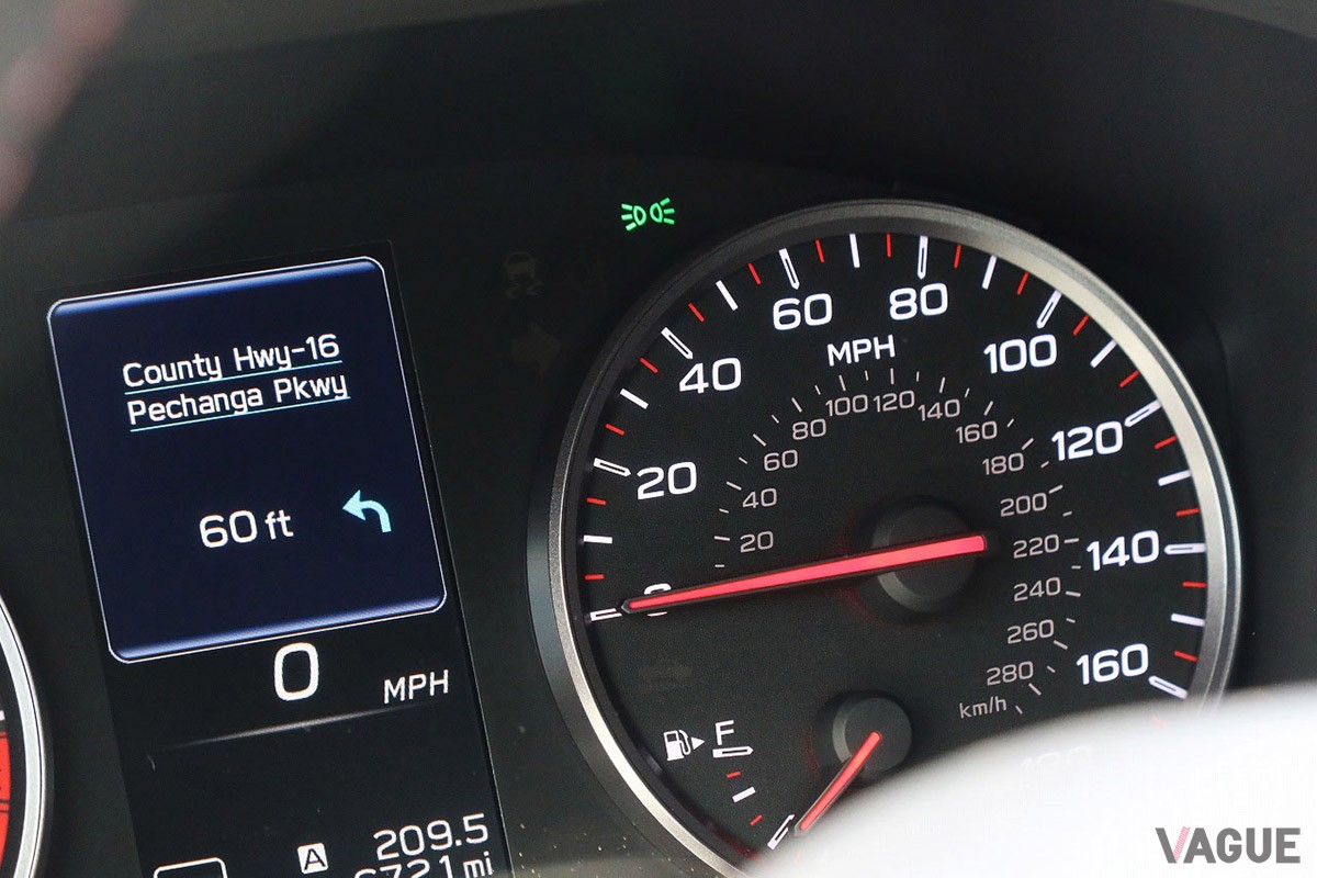 スバル「WRX」のMT仕様は、CVTでは得られないドライビングプレジャーを味わえる。日本での発売にも期待したい