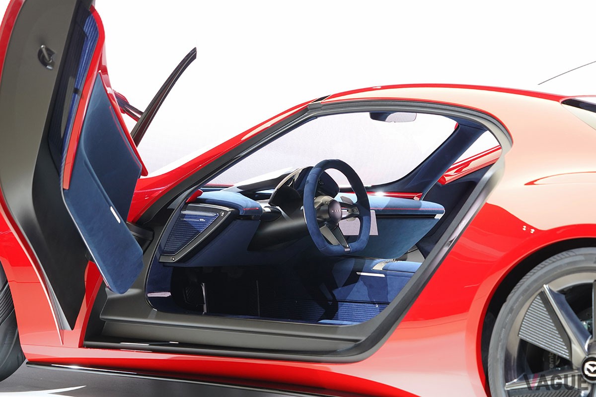 「ジャパンモビリティショー2023」の人気ナンバーワンモデルとなっているマツダのコンセプトカー「MAZDA ICONIC SP」