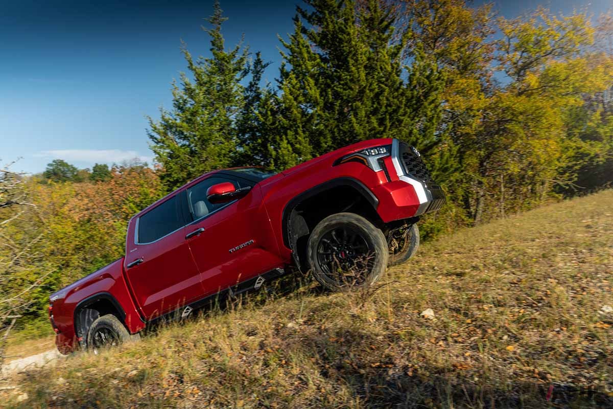 トヨタ新型「タンドラ」TRDリフトキット装着車