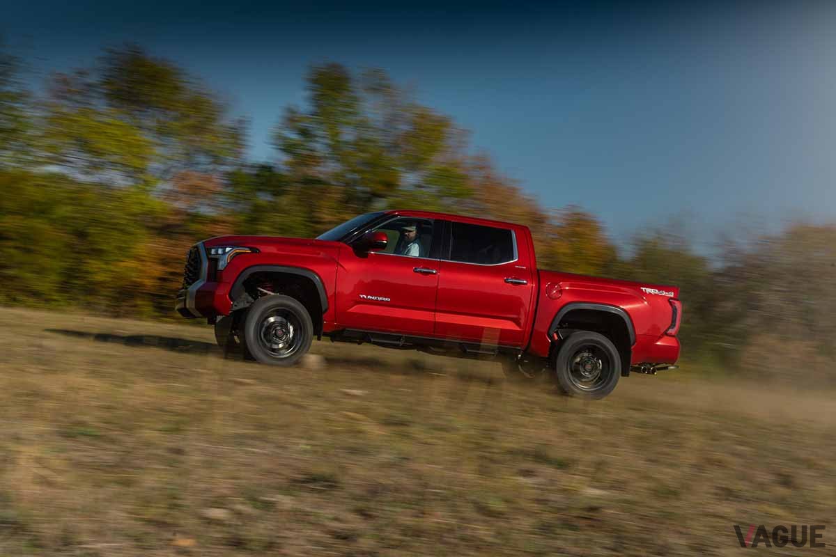 トヨタ新型「タンドラ」TRDリフトキット装着車