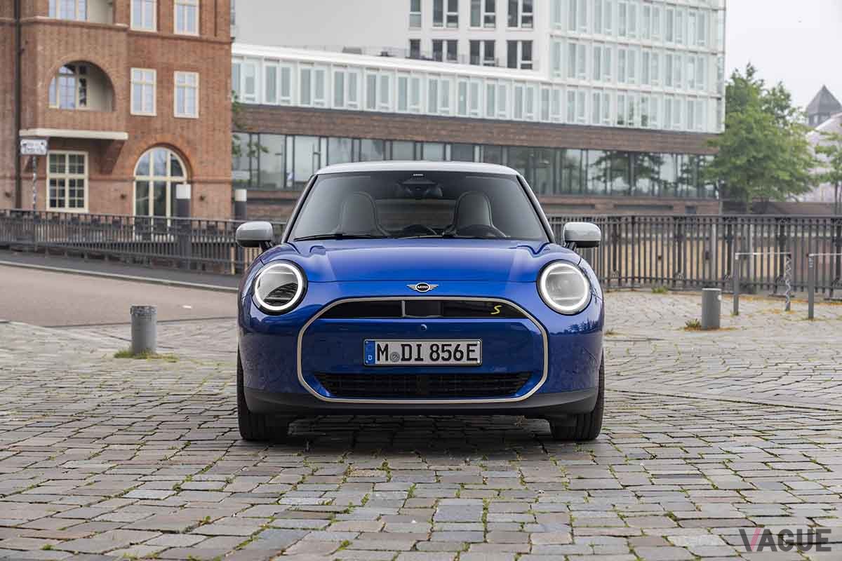 新型「ミニ・クーパーSE 3ドア」