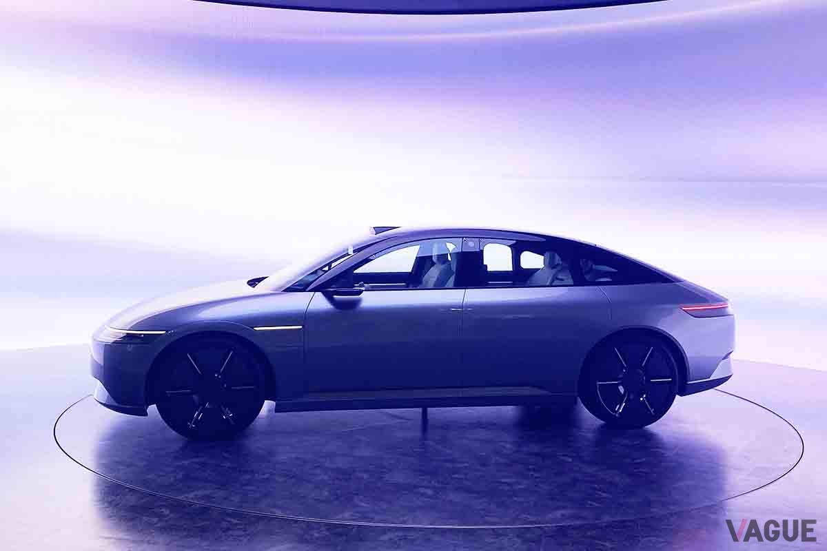 ジャパンモビリティショー2023に出展中のソニー・ホンダモビリティ新型「アフィーラ・プロトタイプ」