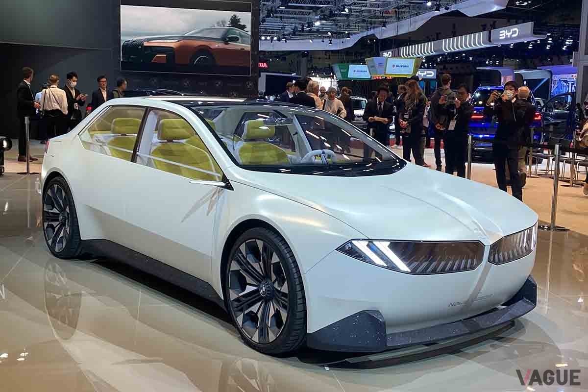 ジャパンモビリティショー2023に出展されたBMW「ビジョン・ノイエ・クラッセ」
