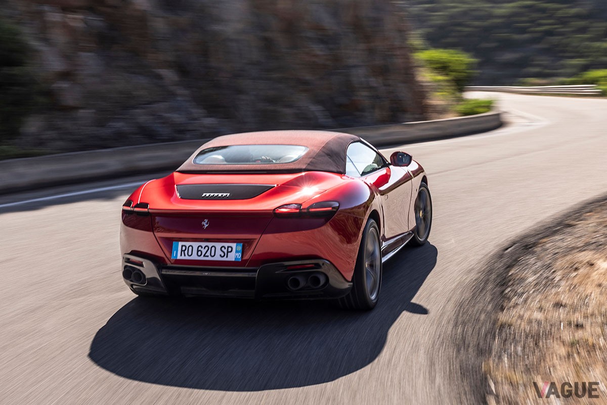 美しいルックスと上々の使い勝手、そして走らせれば快感でオープンカーの歓びも存分に堪能できるフェラーリ「ローマ スパイダー」