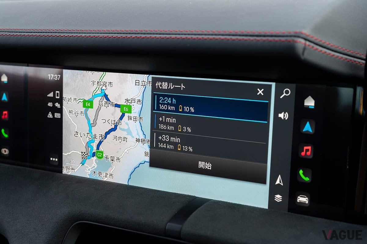 「タイカンGTS」のナビは、目的地をセットすると到着時点でのバッテリー予想残量を表示。目的地に到着するまでに充電が必要か否かを判断しやすい