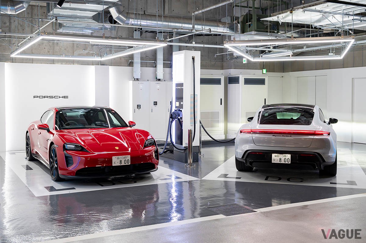 今回のゴールとなったのは、東京の虎ノ門ヒルズ内にある「ポルシェターボチャージングステーション」