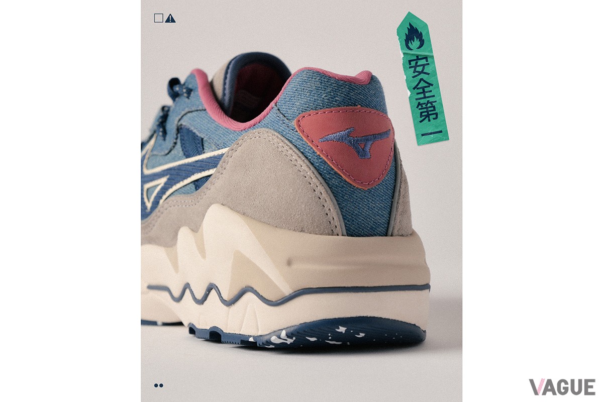 デニムカラーとインディゴにパープルでアクセント