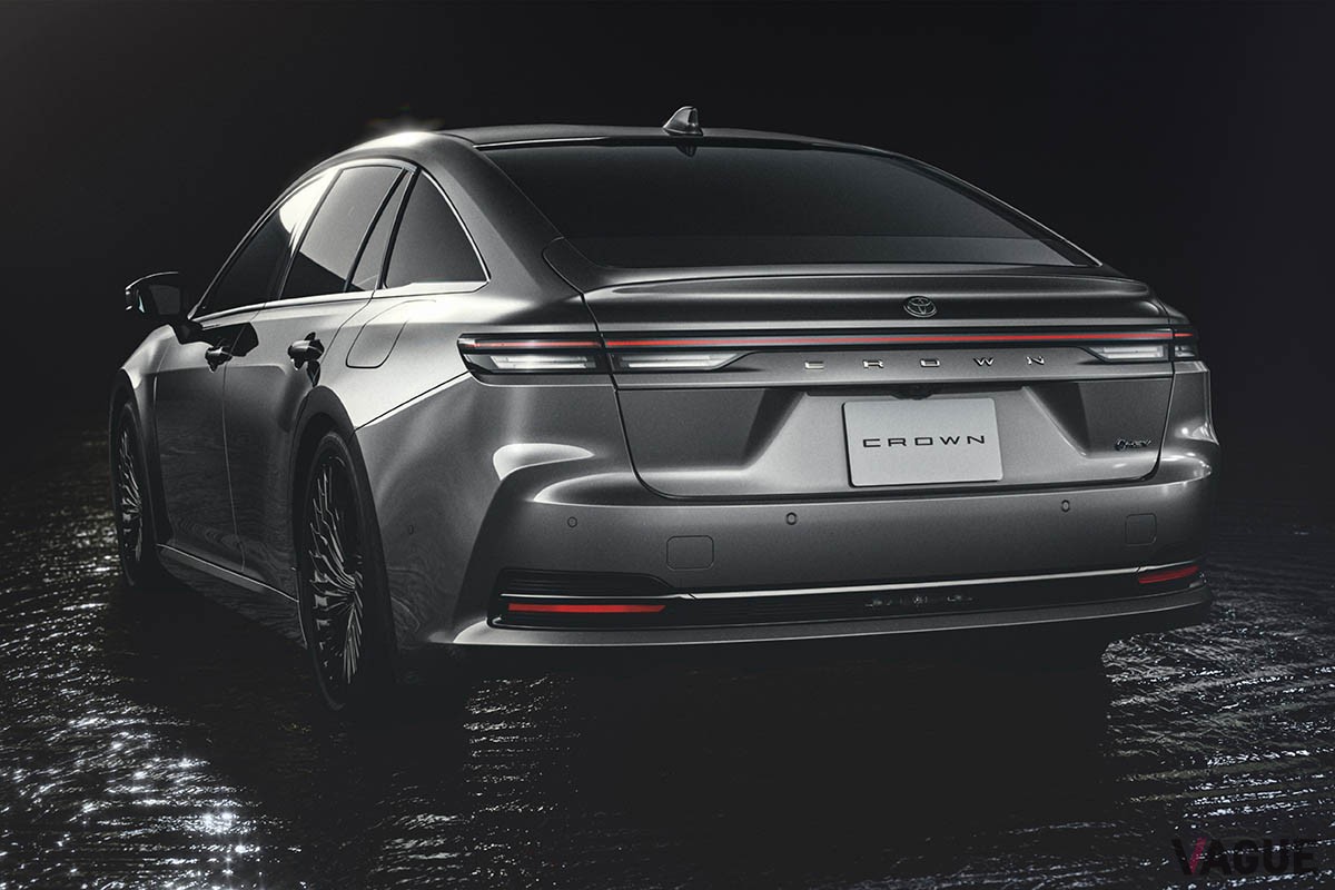 トヨタ新型「クラウン・セダン」