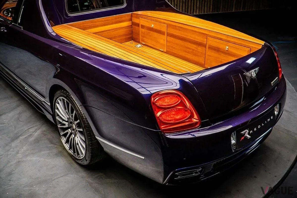 ボートのデッキをイメージし、荷台の左右には収納などを設ける(C)PISTONHEADS