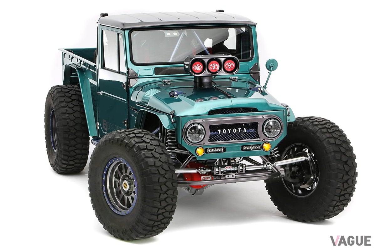 北米トヨタが世界初公開したカスタムカー「FJブルーザー」