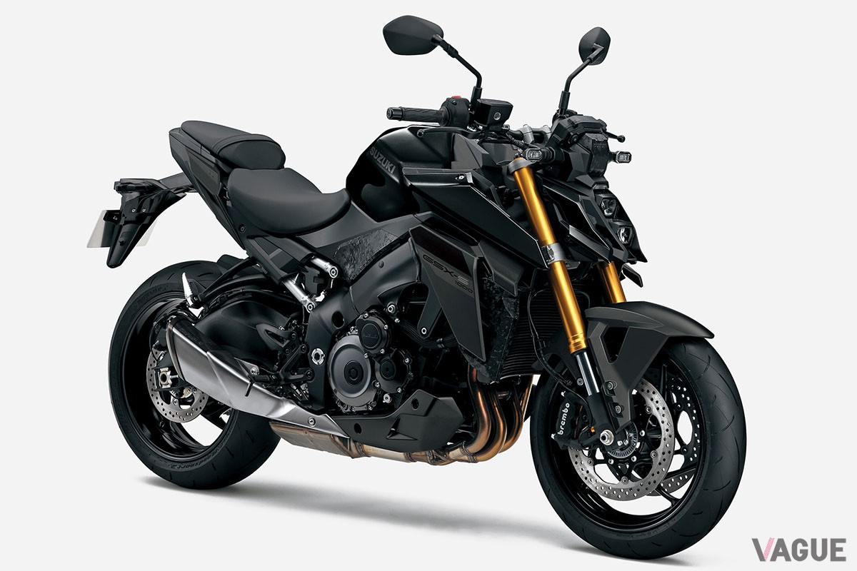赤のアクセントが効いてる新色“マットソードシルバーメタリック”をカラバリに加えたスズキ「GSX-S1000」の2024年モデル
