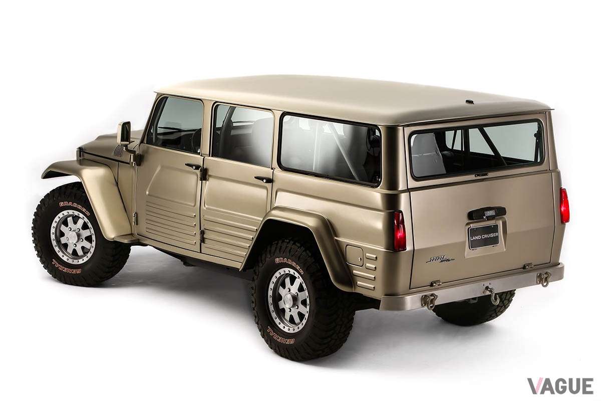 北米トヨタがSEMAショー2023に出展した「レトロクルーザー」。1999年に企画された“FJ45”型「ランドクルーザー」ベースのカスタムカーだ