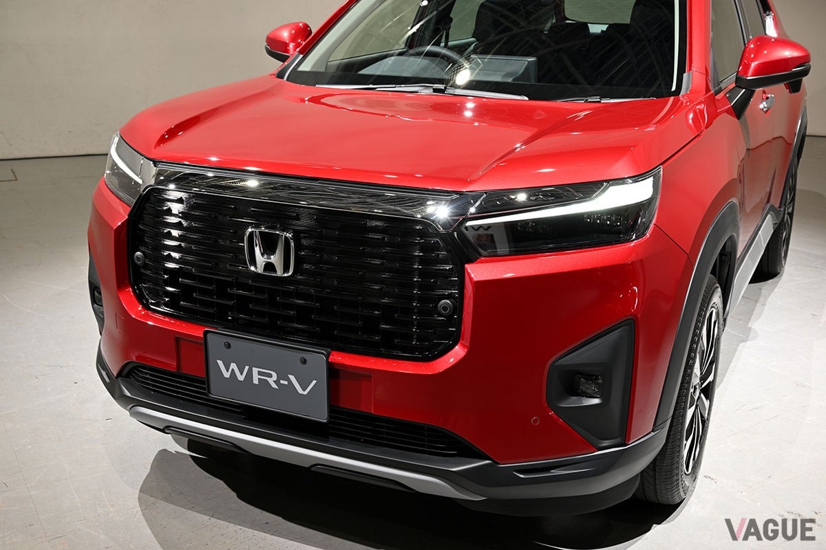 新型コンパクトSUV ホンダ「WR-V」の快進撃が止まらない！ 月間受注1万台超えは計画の4倍以上 なぜ人気？ “コスパ”だけでないその理由とは |  VAGUE(ヴァーグ)