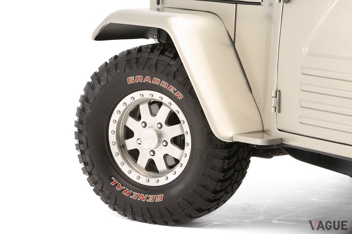 北米トヨタがSEMAショー2023に出展した「レトロクルーザー」。1999年に企画された“FJ45”型「ランドクルーザー」ベースのカスタムカーだ