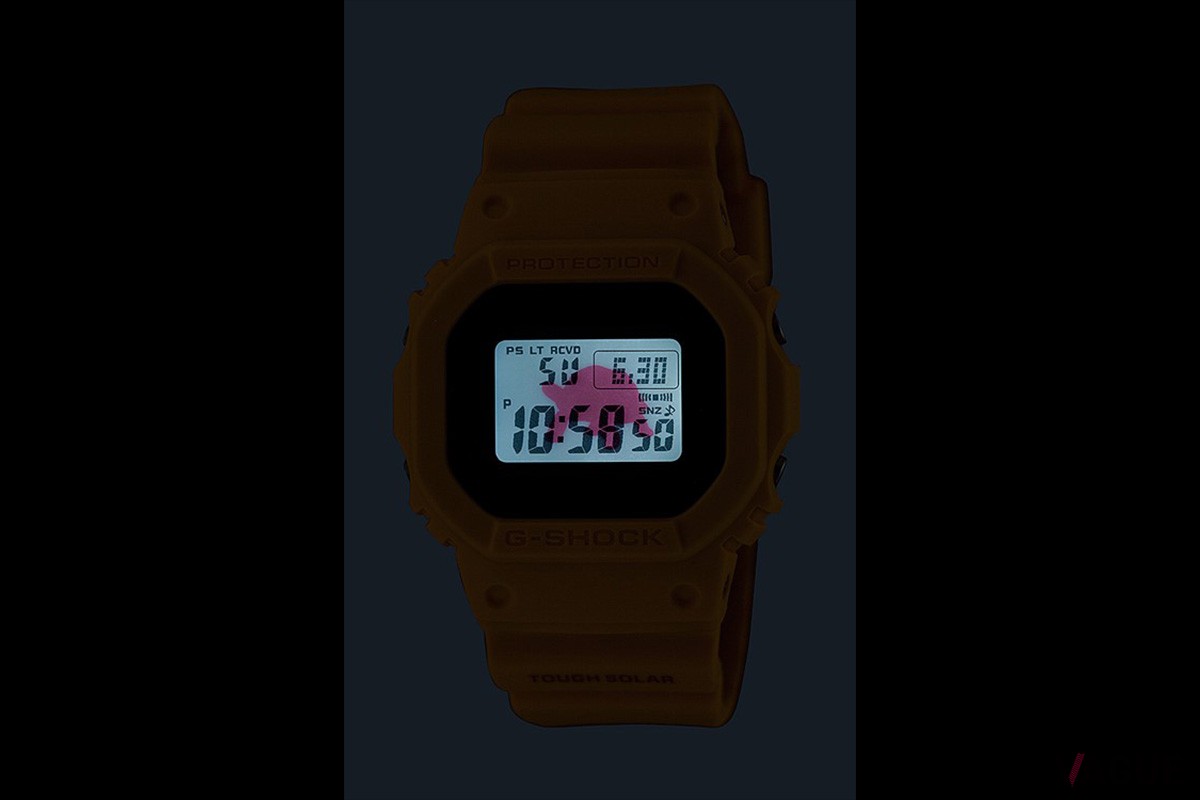 ガラパゴスゾウガメがライト点灯時に浮かび上がる「GW-B5600CD-9」