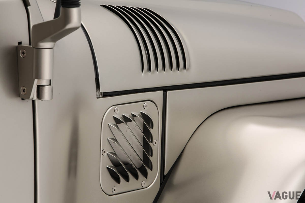 北米トヨタがSEMAショー2023に出展した「レトロクルーザー」。1999年に企画された“FJ45”型「ランドクルーザー」ベースのカスタムカーだ